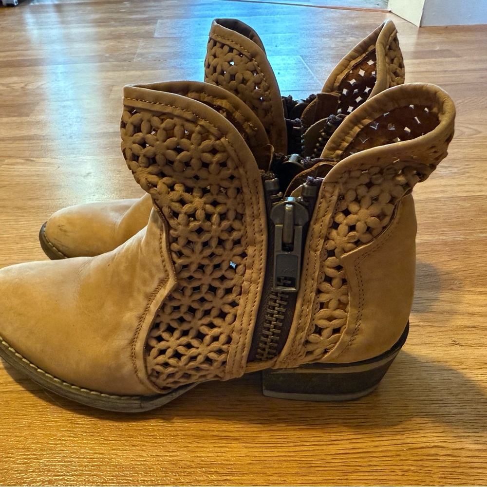 Circle G Tan Ankle Booties with Laser-Cut Design - Picture 2 of 5